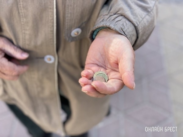 Сколько времени белорусы могли бы прожить на сбережения и какой процент населения не имеет «заначки»?