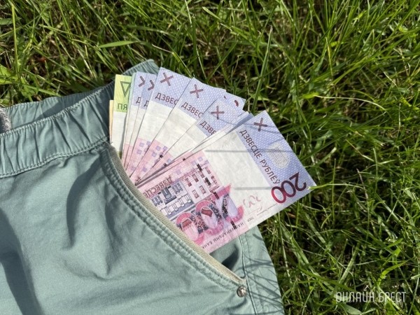 Кто зарабатывает в Беларуси больше — мужчины или женщины?